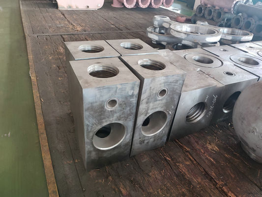 440HP engrasan a Rig Mud Pump 320 bombas triples del pozo de petróleo de efecto simple de SPM