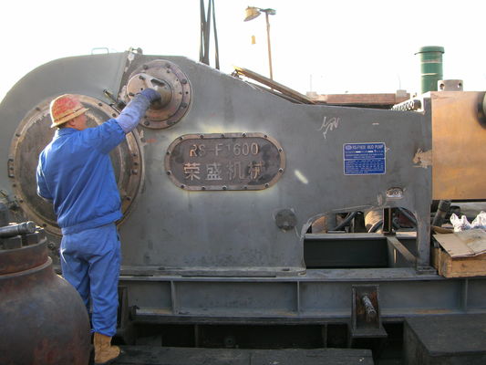 La plataforma de perforación F500-F1600 es una bomba de barro de perforación 1640KW 2200HP API 7K